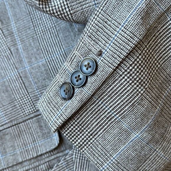 Stafford Men’s Wool Suit - Picture 5 of 9